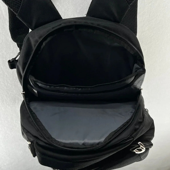 Obersee Oslo Waterproof Diaper Bag Backpack Black - Picture 7 of 12